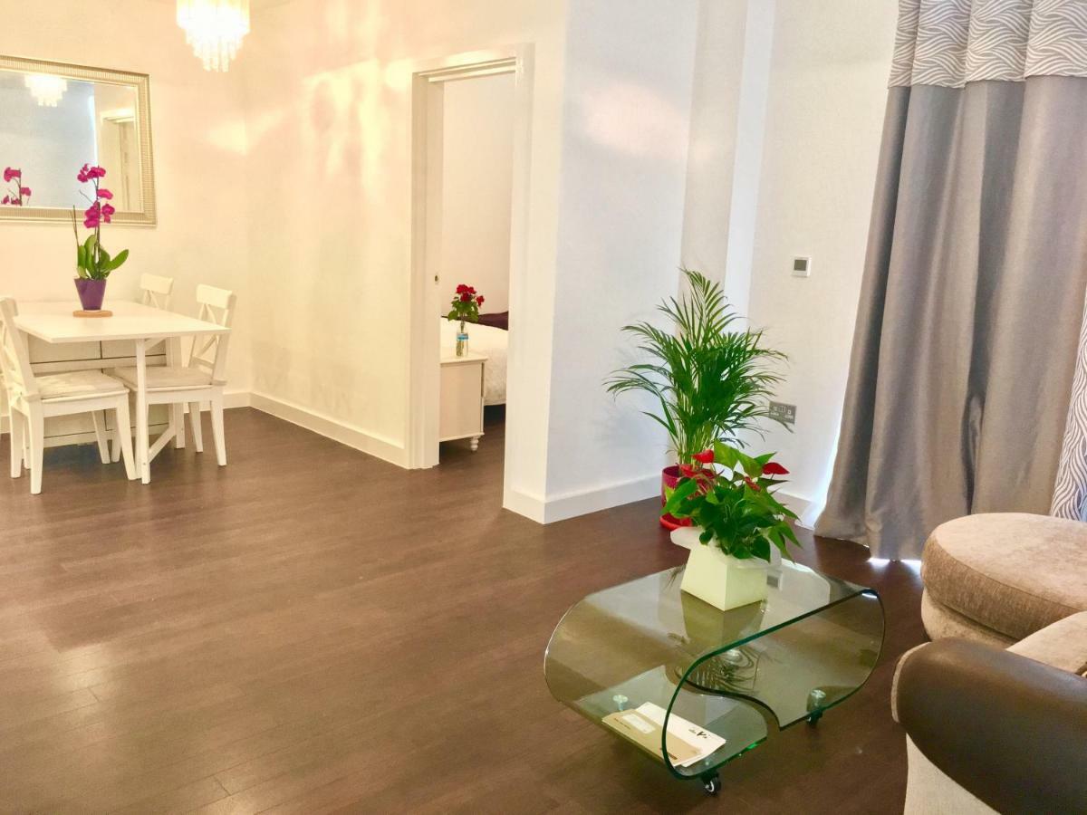 2-Bedrooms Modern Apartment Next To Velodrome, Lounge, Balcony, Parking, Abba 런던 외부 사진