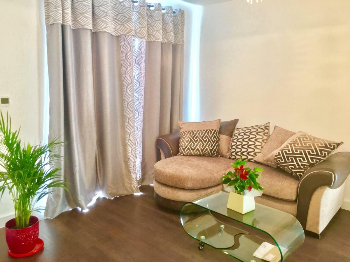 2-Bedrooms Modern Apartment Next To Velodrome, Lounge, Balcony, Parking, Abba 런던 외부 사진