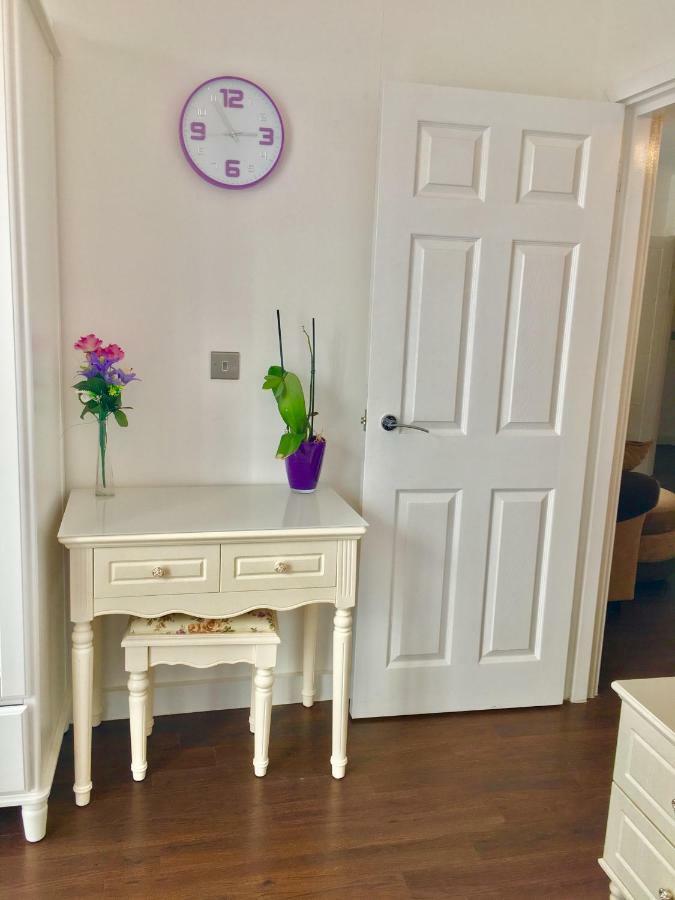2-Bedrooms Modern Apartment Next To Velodrome, Lounge, Balcony, Parking, Abba 런던 외부 사진