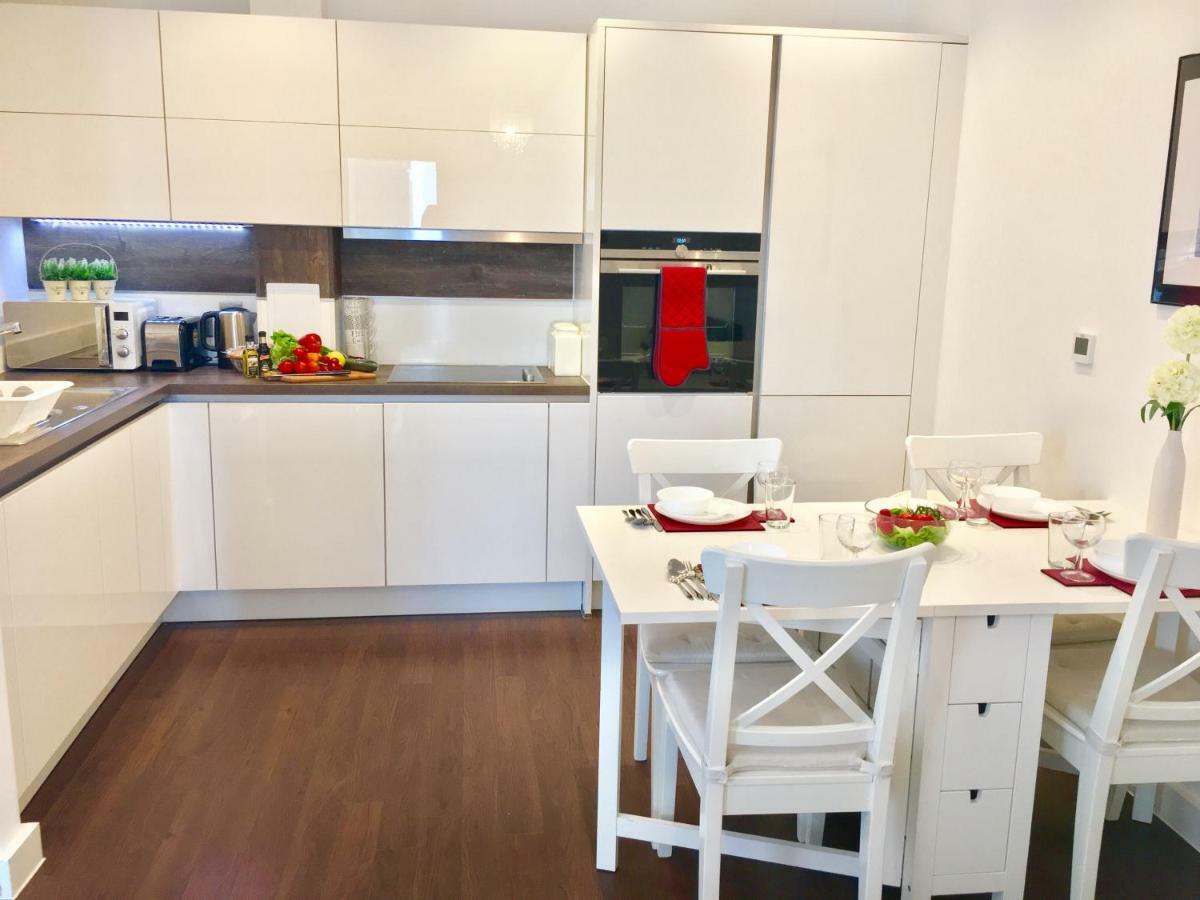 2-Bedrooms Modern Apartment Next To Velodrome, Lounge, Balcony, Parking, Abba 런던 외부 사진